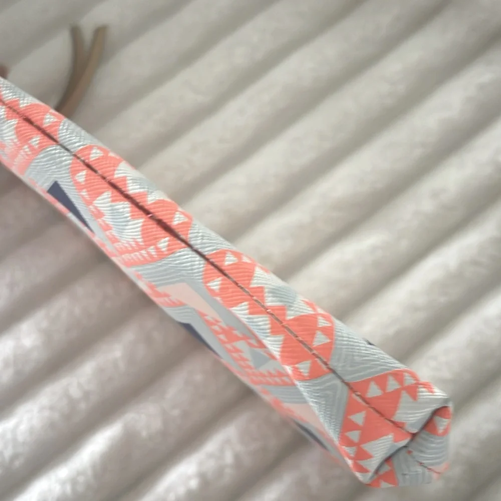 Stella & Dot NWOT Clutch Stylish Coral and Blue Geometric Design